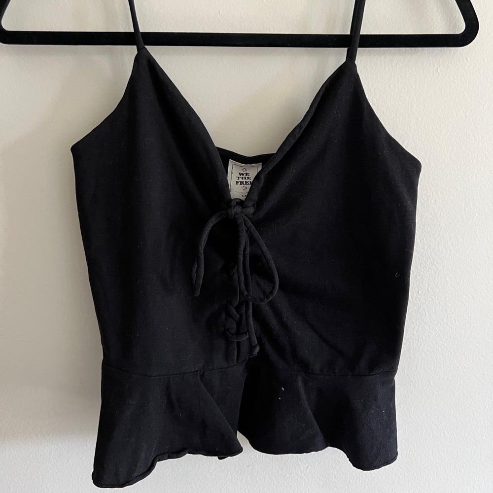 Small Free People black tank top!
